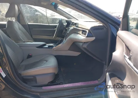 2018 Toyota Camry Se from USA, damaged, VIN 4T1B11HK3JU634278